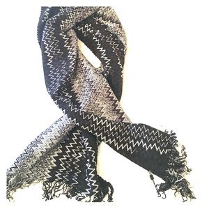 Missoni Accessories - Missoni scarf Missoni Accessories - Missoni scarf