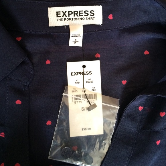 Heart Print Button Down - Picture 4 of 4