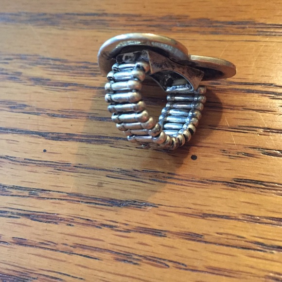 Ring - Picture 2 of 2