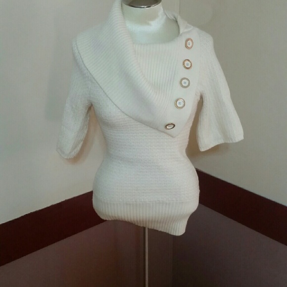 Cream GUESS short sleeve sweater