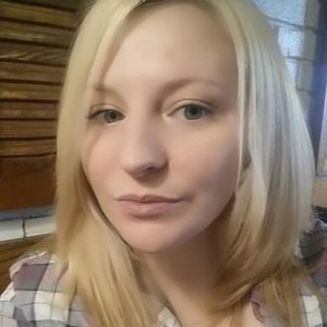 Meet your Posher, Karina