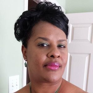 Meet your Posher, Daphne