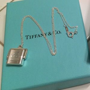 Tiffany & co pendant necklace