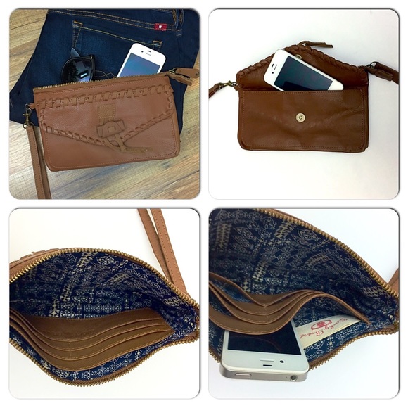 Lucky Brand Chimayo Cognac Leather Wristlet- New - Picture 3 of 4