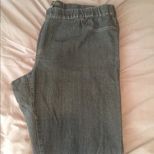 Forever 21 dark wash jegging