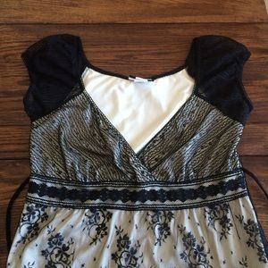 Black &Cream Lace Top