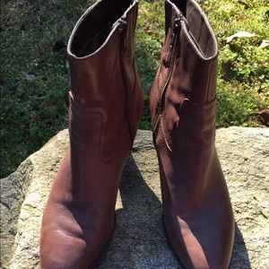 Brown leather short boots