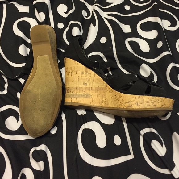Madden Girl Wedge Sandals - Picture 2 of 2