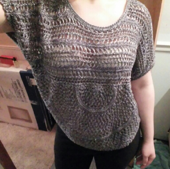Shirt - Picture 2 of 3