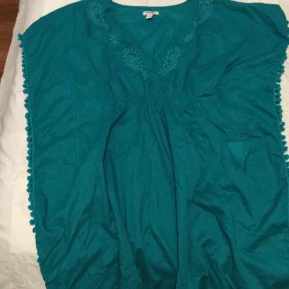 Old navy cover up