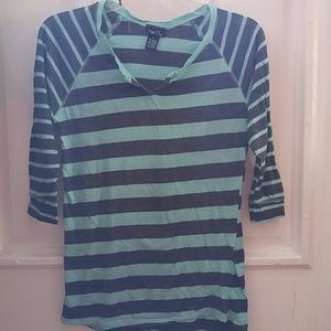 3/4 Sleeve Striped Shirt