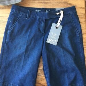 Limited Bermuda shorts NWT size 10