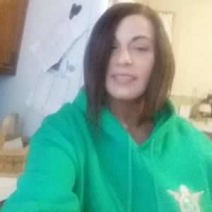 Meet your Posher, Michele