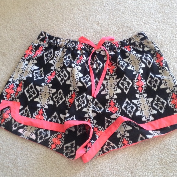 True to color print shorts - Picture 1 of 1