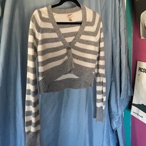 Long sleeve button up