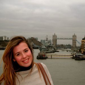 Meet your Posher, Claire