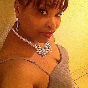 Meet your Posher, Carla