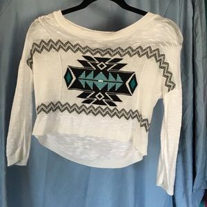 Super adorable half sleeve top