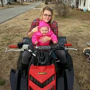 Meet your Posher, Kayla