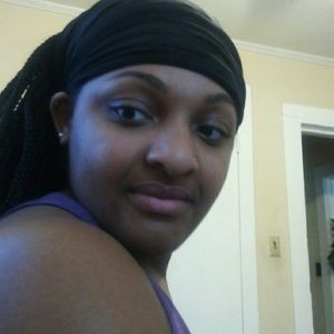 Meet your Posher, Lawanda