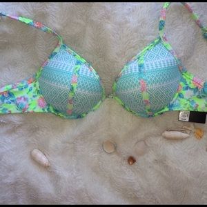 BRAND NEW WITH TAGS VICTORIA SECRET BIKINI TOP!!!!