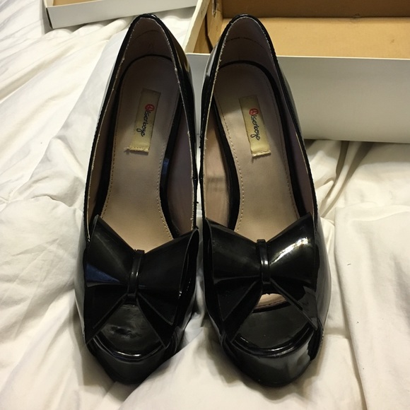 Black open toe heels