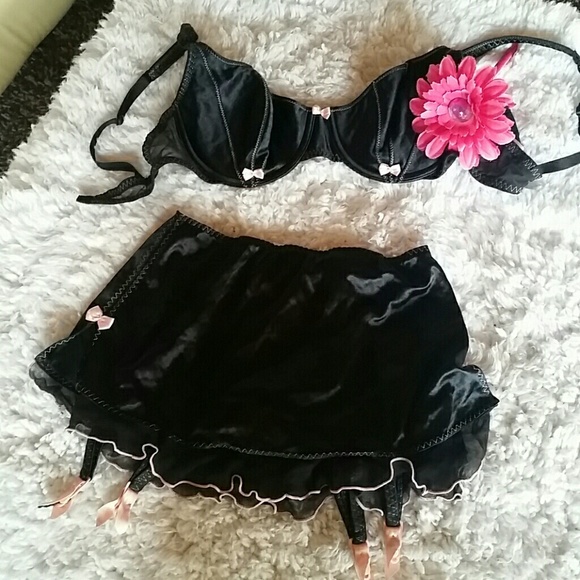 Victoria's Secret Other - BLACK LINGERIE SET