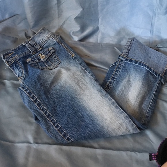 Capris - Picture 1 of 1