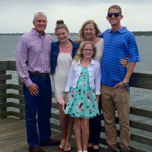 Meet your Posher, Cristal