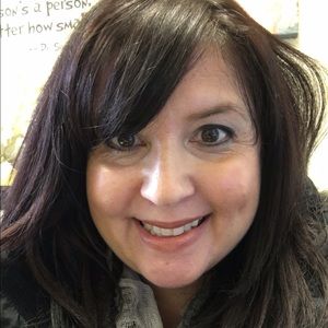 Meet your Posher, Melissa