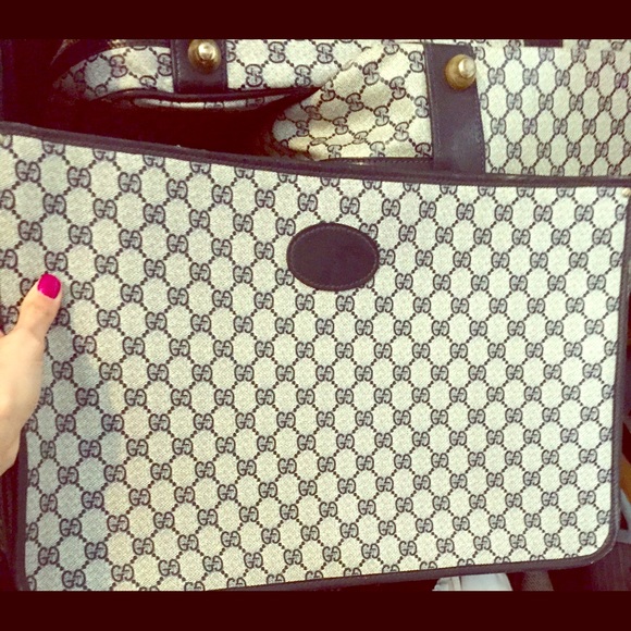 Large Set of Vintage Gucci Luggage - Picture 1 of 3