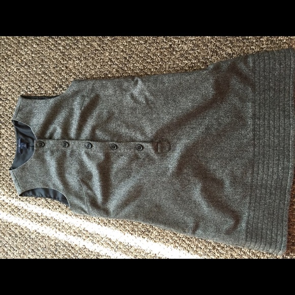 A gap dress