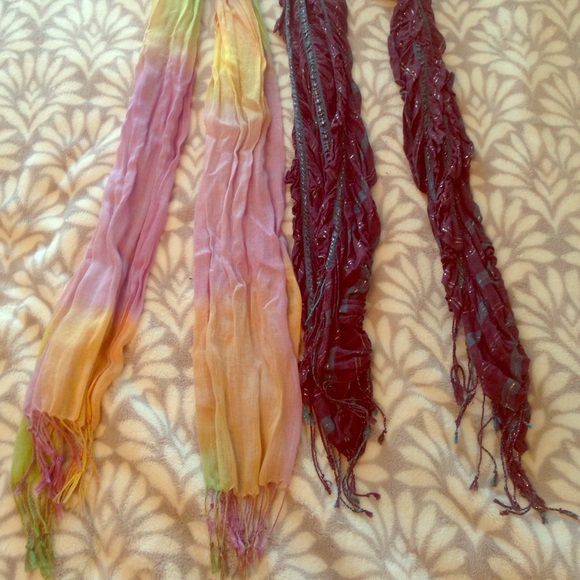 ✨Bundle Deal✨ 2 scarfs