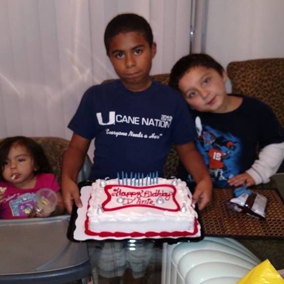 Meet your Posher, Elizabeth