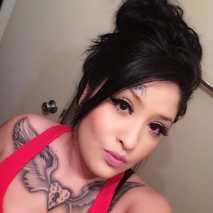 Meet your Posher, Val