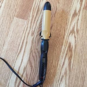 Brand new Chi curling Iron