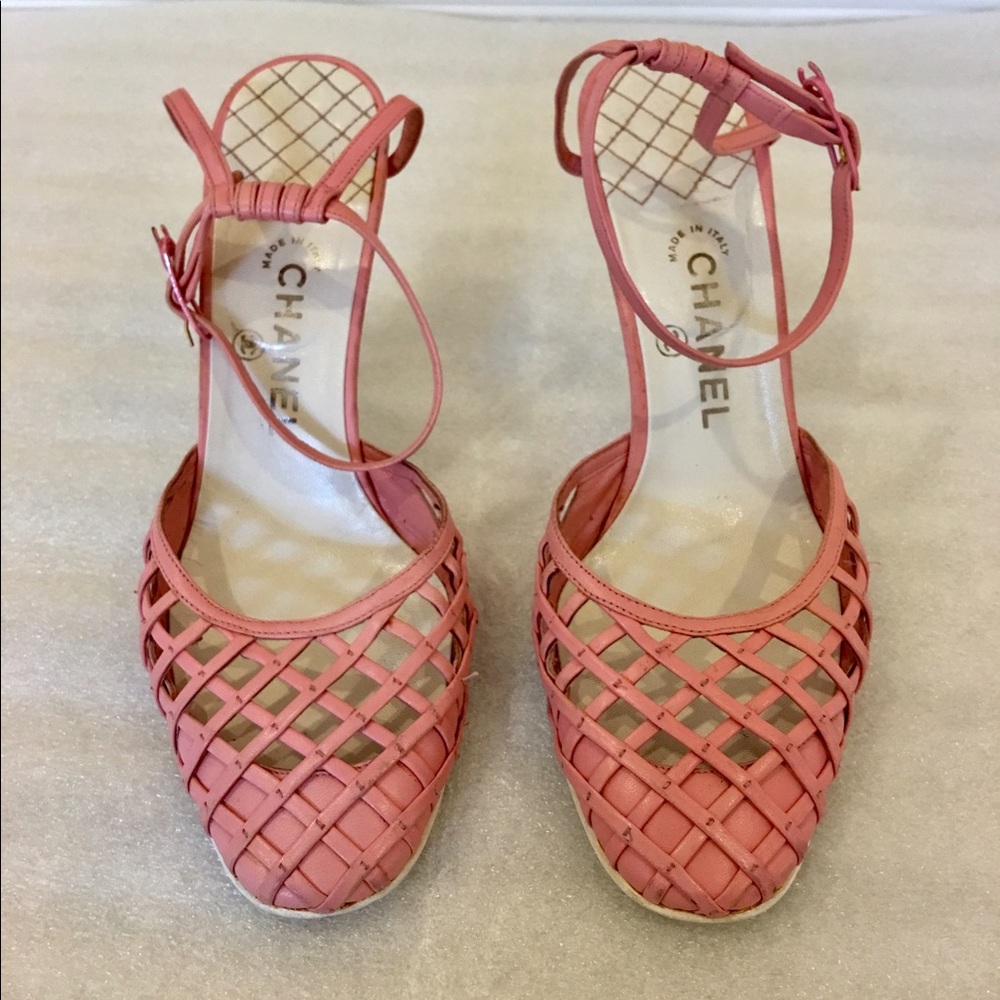๐๐ผSOLD๐๐ผ on Tradesy!! - Picture 4 of 7