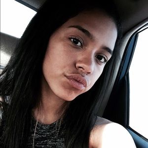 Meet your Posher, Mitzuko