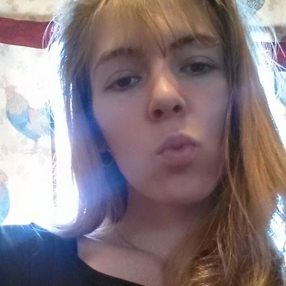 Meet your Posher, Amanda - Picture 1 of 1