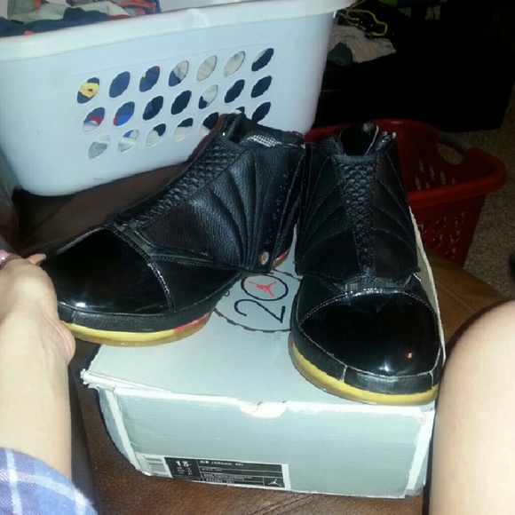 Men's shoes