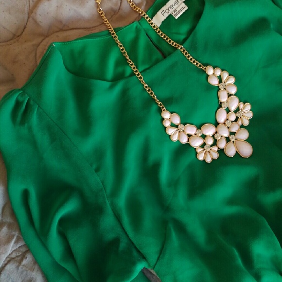 White Floral Bib Statement Necklace