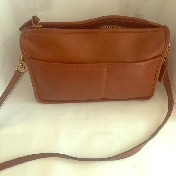 Vintage tan COACH bag