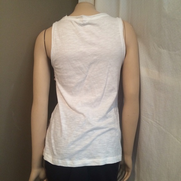 ❌SOLD❌ Banana Republic Ruffle Tank - Picture 3 of 4