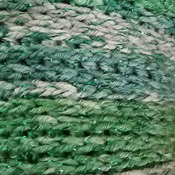 Green Sparkle Fingerless Gloves - Picture 3 of 3