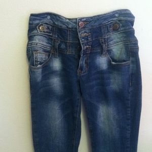 High waist skinny jeans 😍🙌