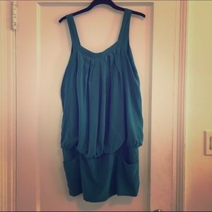 100% silk peplum laundry dress. Cute belted!