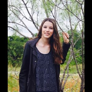 Meet your Posher, Amanda