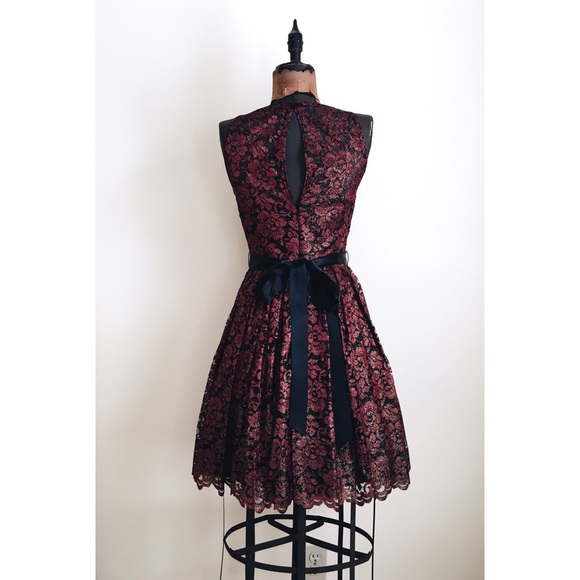 ❤️SOLD Adrianna Papell foiled lace dress - Picture 3 of 4