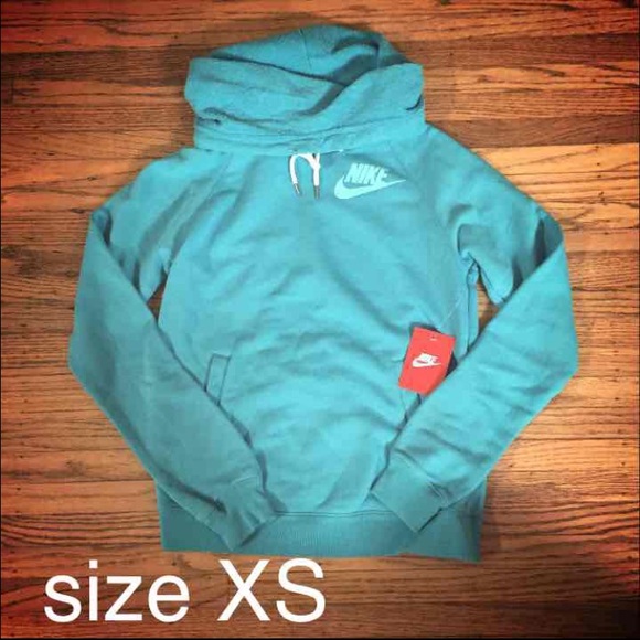 NWT Nike funnel neck hoodie