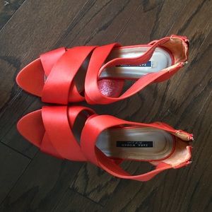 Zara women pump never been worn